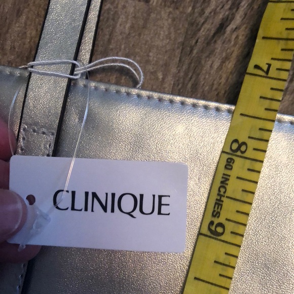 2/$10 Clinique Tote - Picture 5 of 8